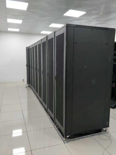 厂家定做生产42u规格2000*600*600高品质喷塑标准服务器网络机柜